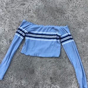 SUPER CUTE, off the shoulder long sleeve!